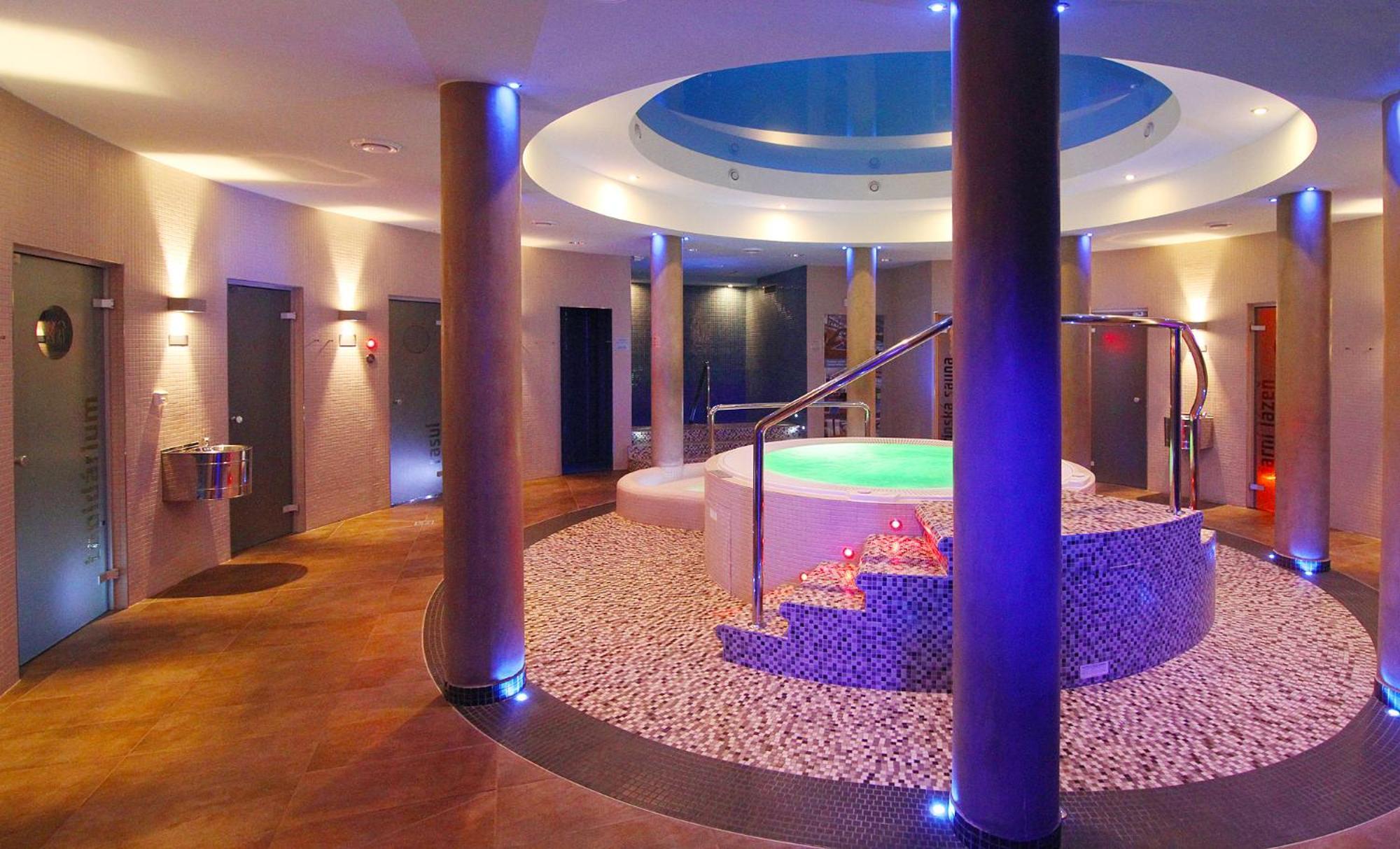 Wellness hotel Horal***+, Velké Karlovice Exteriér fotografie